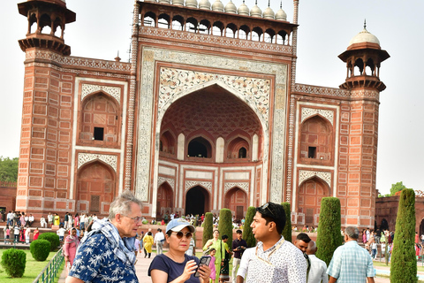 From Delhi: Taj Mahal Day Trip with Traditional Indian Lunch Delhi: Taj Mahal with Traditional Indian Lunch, Car, Tickets