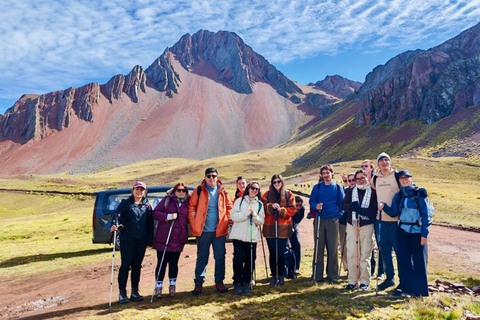 From Cusco: Guided Excursion to Pallay Punchu Mountain + Buffet Lunch From Cusco: Guided Trip to Pallay Poncho Mountain + Buffet Lunch
