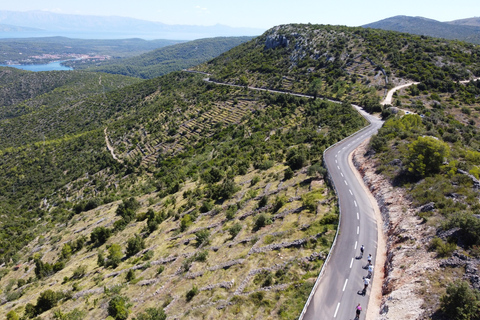Hvar Island E-Bike Tour with Wine Tasting and Starters Hvar: Self-Guided Bike Tour with Wine Tasting and Starters
