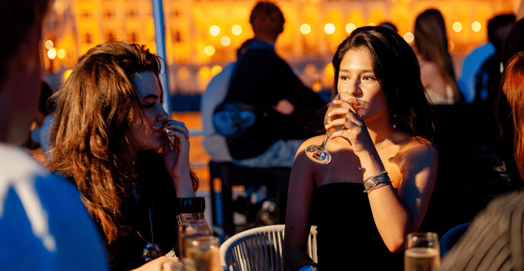 Budapest: Unlimited Prosecco, Beer and Aperol Spritz Cruise photo 15