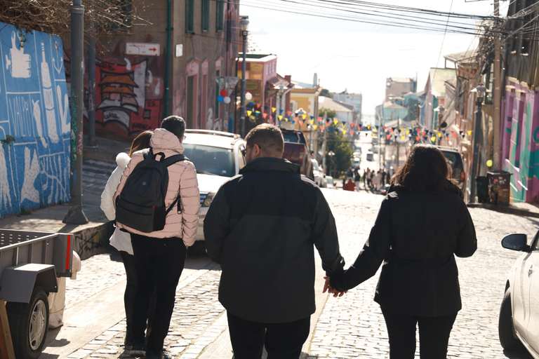 Viña del Mar and Valparaíso: An unforgettable experience full of history.