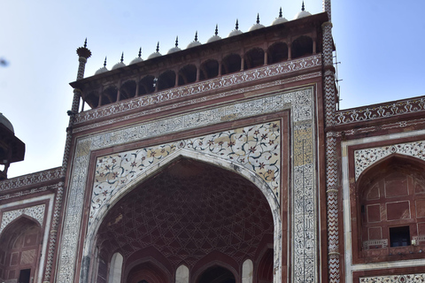 From Delhi: Taj Mahal Day Trip with Traditional Indian Lunch Delhi: Taj Mahal with Traditional Indian Lunch, Car, Tickets