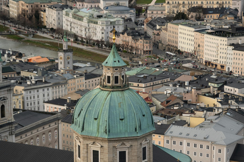 From Vienna: Hallstatt and Salzburg Day Tour