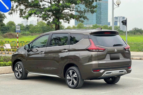 Hanoi: Transfer to/ from Halong by Private Car Private Car from Hanoi to Halong