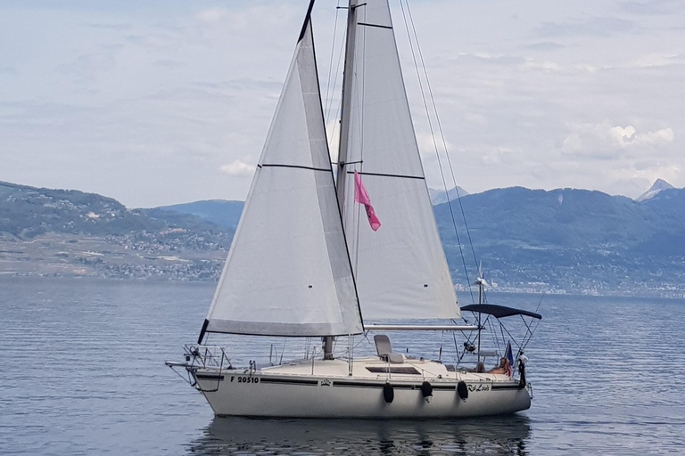 Évian: Sailing excursion on Lake Geneva Evian: Sailing excursion on Lake Geneva