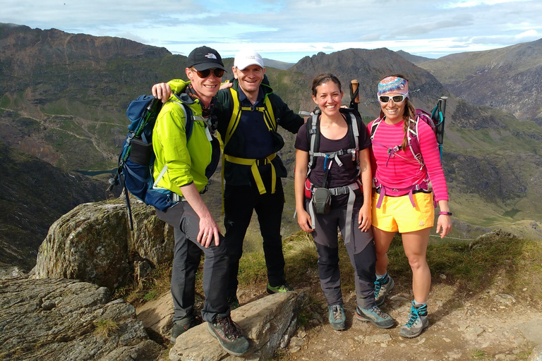 Caernarfon : Randonnée au sommet du Mont Snowdon Promenade guidée en montagne