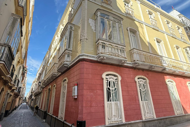 Cadiz: Guided Old Town Tour Cadiz: Guided Old Town Walking Tour