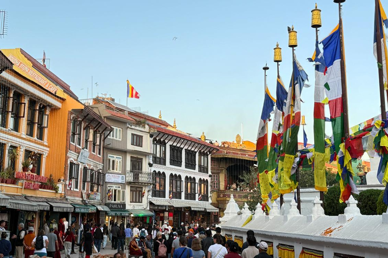 Kathmandu: Bouddhanath Stupa Tour with Dinner