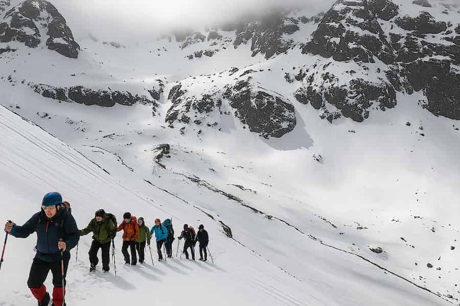Mt Toubkal Ascent Express Trek 2 Tage 1 Nacht. Foto: GetYourGuide Mt Toubkal Ascent Express Trek 2 Tage 1 Nacht. Foto: GetYourGuide
