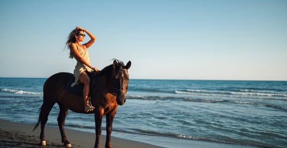 Cartagena: Horseback Riding Tour and Beach Club, a unique experience