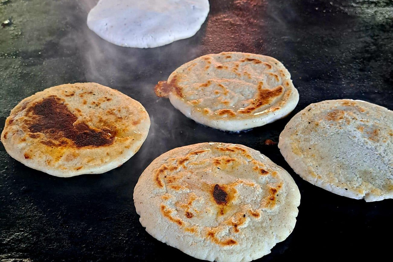 El Zonte : Atelier de fabrication de pupusa et visite de la plage