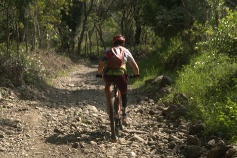 E-bike Tour: Hacienda, Viewpoint & Waterfall, Cali Ebike Tour "Paradise Road", viewpoint, hacienda el paraiso