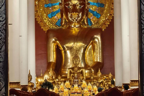 Chiang Mai: Old City Walking Tour with Temples & History Small Group Without Entry Fees