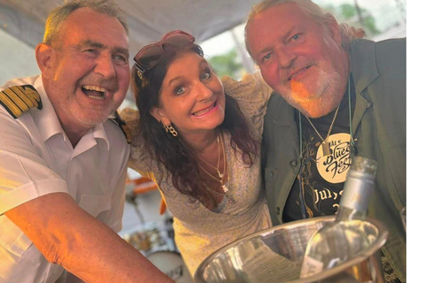 Oslo: Blues Cruise on the Oslo Fjord With Shrimp Buffet