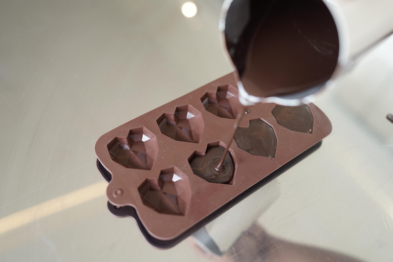 Ubud: Kakaoplantage erkunden, Schokolade herstellen und verkostenErkunden, Herstellen und Verkosten von Schokolade (Treffpunkt vor Ort)