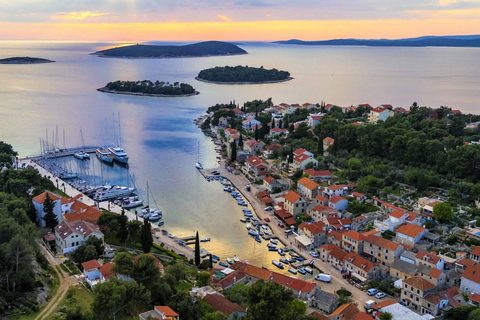 Ze Splitu: Błękitna Laguna i rejs wycieczkowy na 3 wyspyWycieczka grupowa