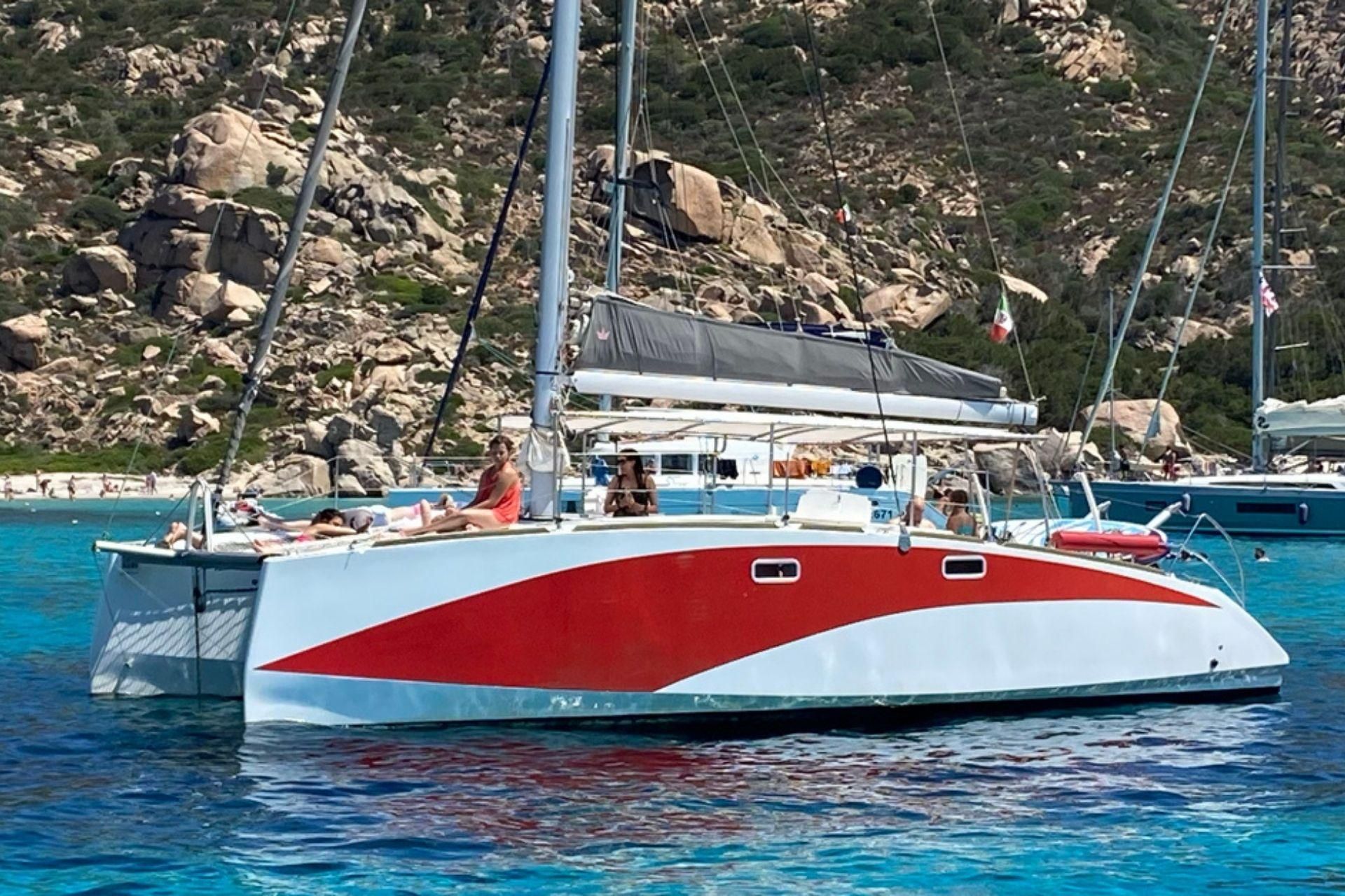 Exklusive Katamaran-Tour zur Inselgruppe La Maddalena