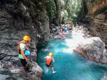 Moalboal con tour di canyoning (tour condiviso)