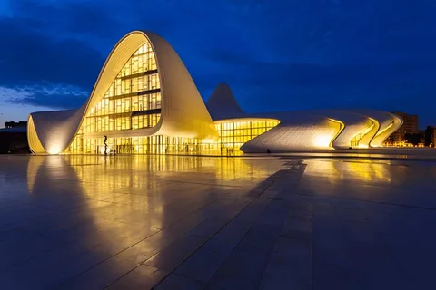 Baku: Night Tour with Old City, Highland Park, and Mosque