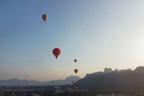 Vang Vieng: Hot Air Balloon Ride with City Hotel Pickup