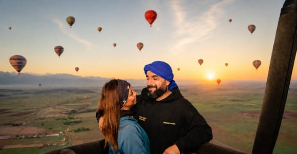 Marrakech : vol confort en montgolfière et petit-déjeuner berbère