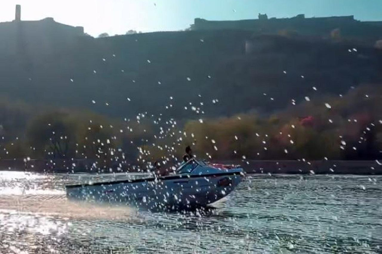Jaipur: Speed Boat, Amber Walking Tour & Sunset with Pickup Speed Boat With Amber Walking Tour