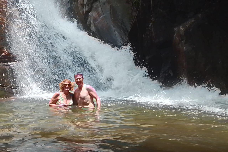 ELLA Lipton Seat Tea Test & Pluck 9Arch, Waterfalls, & Food Lipton's Seat, Little Adam Peak, 9 Arch, Ravana Waterfalls
