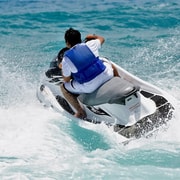 Julian's Alquiler de motos acuáticas en la bahía de St.