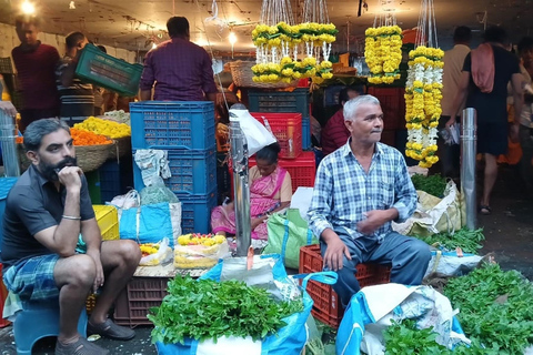 Mumbai Sightseeing and Dabbawalla Tour Private Tour