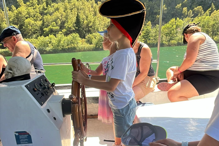 Omiš: 2-Hour Pirate Boat Journey to the Heart of the Canyon