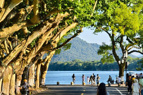 Shanghai: Hangzhou Day Trip with West Lake & Lingyin Temple Shanghai: Hangzhou Guided Day Trip By Bullet Train