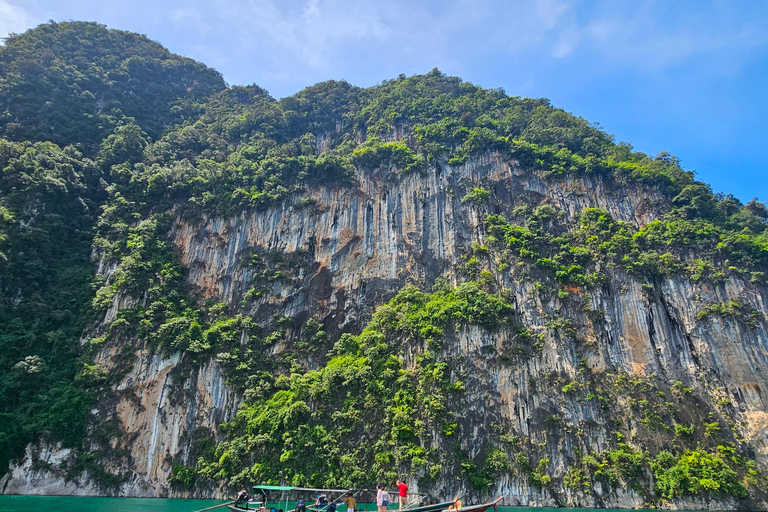 From Phuket: Private Day Trip to Khao Sok with Longtail TourPhuket: Private Day Trip to Khao Sok with Longtail Boat Tour