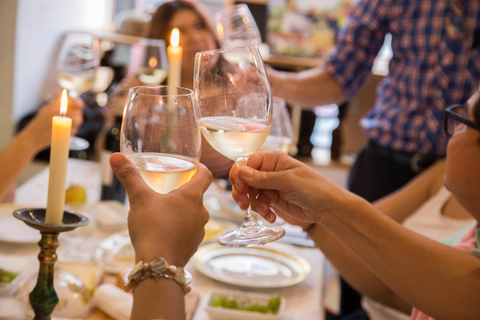 Paris: Prova de vinhos e queijos com um Chef Sommelier