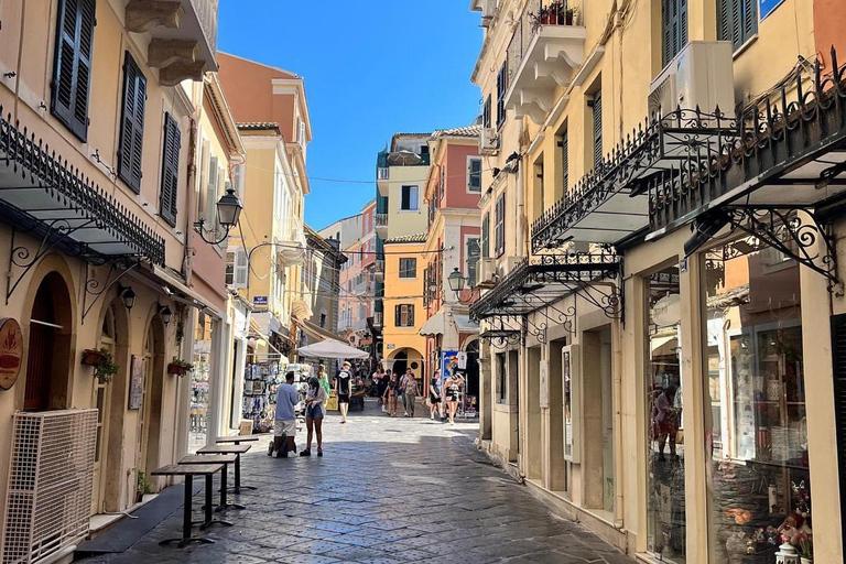 Saboreia a cidade de Corfu