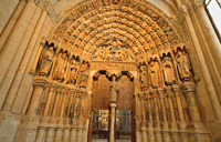 Toro, tour privato con la visita della chiesa Cellegiate - Housity