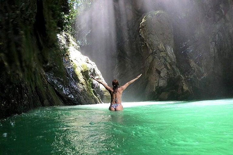 Cali: Pacific Jungle Trek to Hidden Pools & La Sirena Falls