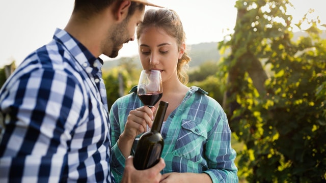 Etna: Winery Tour and Wine Tasting
