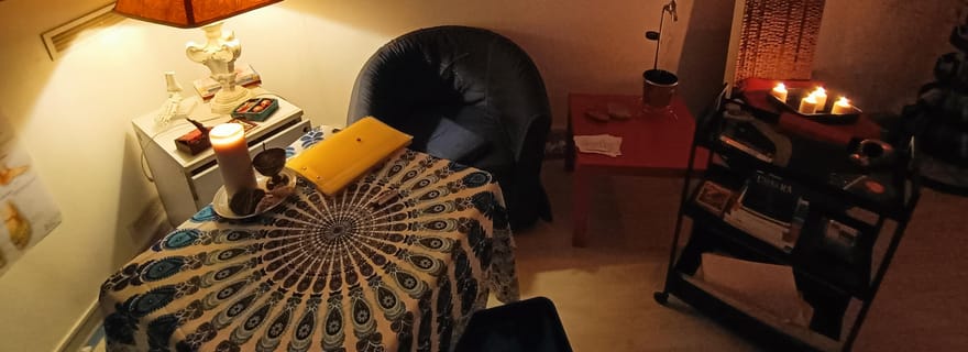 Bari, Massage bien-être, des pieds au visage au studio