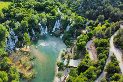 Da Makarska : Escursione di un giorno alle cascate di Mostar e Kravica