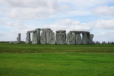 Visite privée du château royal de Windsor et de Stonehenge avec laissez-passer