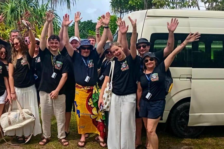 Port Vila: Private Customizable Tour with Driver