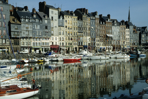 Paris: Normandy D-Day, Omaha Beach & American Cemetery Paris: Normandy D-Day Round-Trip Experience