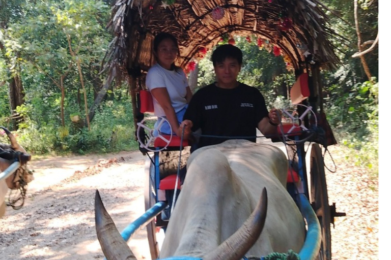Kandy: Sigiriya and Dambulla Tuk Tuk Safari with Lunch