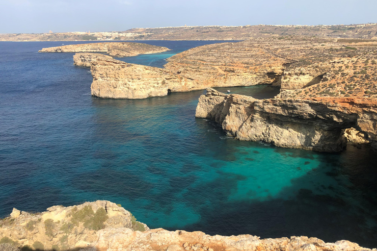 Desde Sliema o Bugibba: ferry de ida y vuelta a la Laguna Azul de CominoFerry de ida y vuelta a la Laguna Azul de Comino desde Bugibba