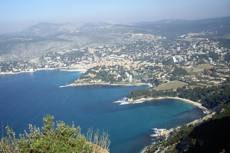 Vanuit Aix-en-Provence: Cassis & Luberon TourVan Aix-en-Provence: rondleiding door Cassis en Luberon