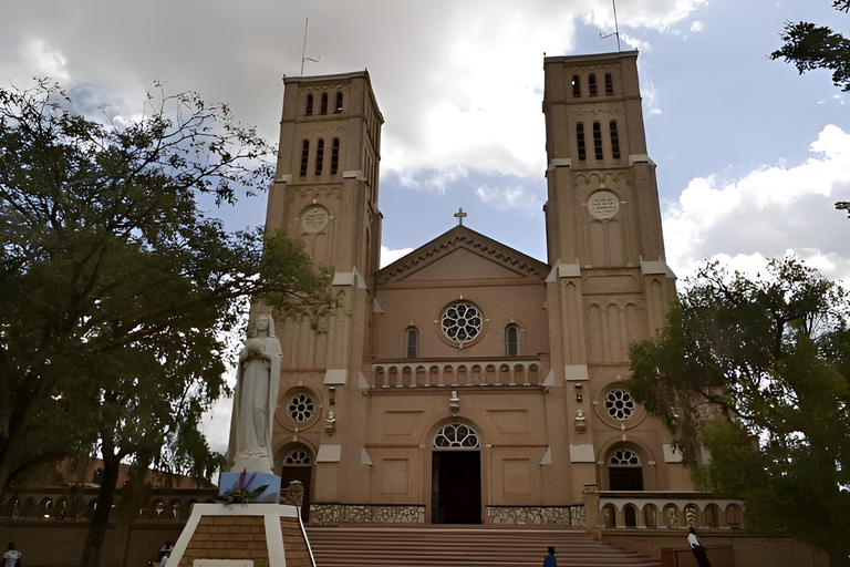 Kampala: Religious Sites Tour with Lunch & Private Transfers