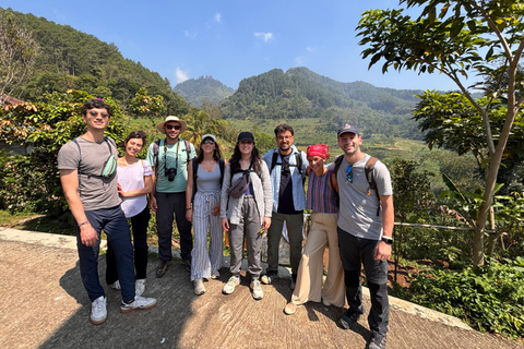 يوغياكارتا: جولة شاملة مع مرشد سير في تراس الأرزيوجياكارتا: جولة شاملة على مدرجات الأرز مع مرشد