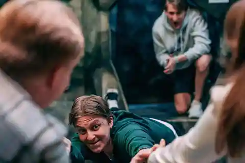 Fangene på Fortet Bergen: Prison Island Adventure Escapegame