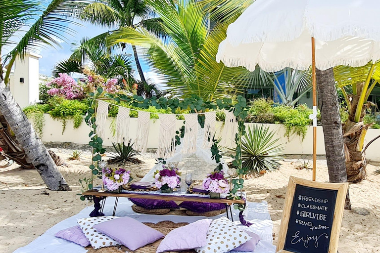 Picnic in Paradise- Luxury Private Picnic on the beach standard