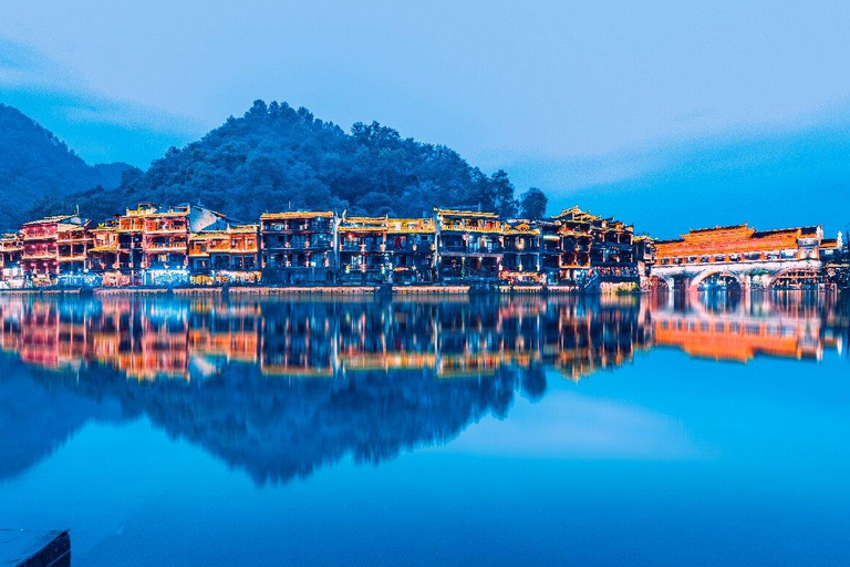 Tour of Zhangjiajie, Fenghuang Ancient Town and Furong Town